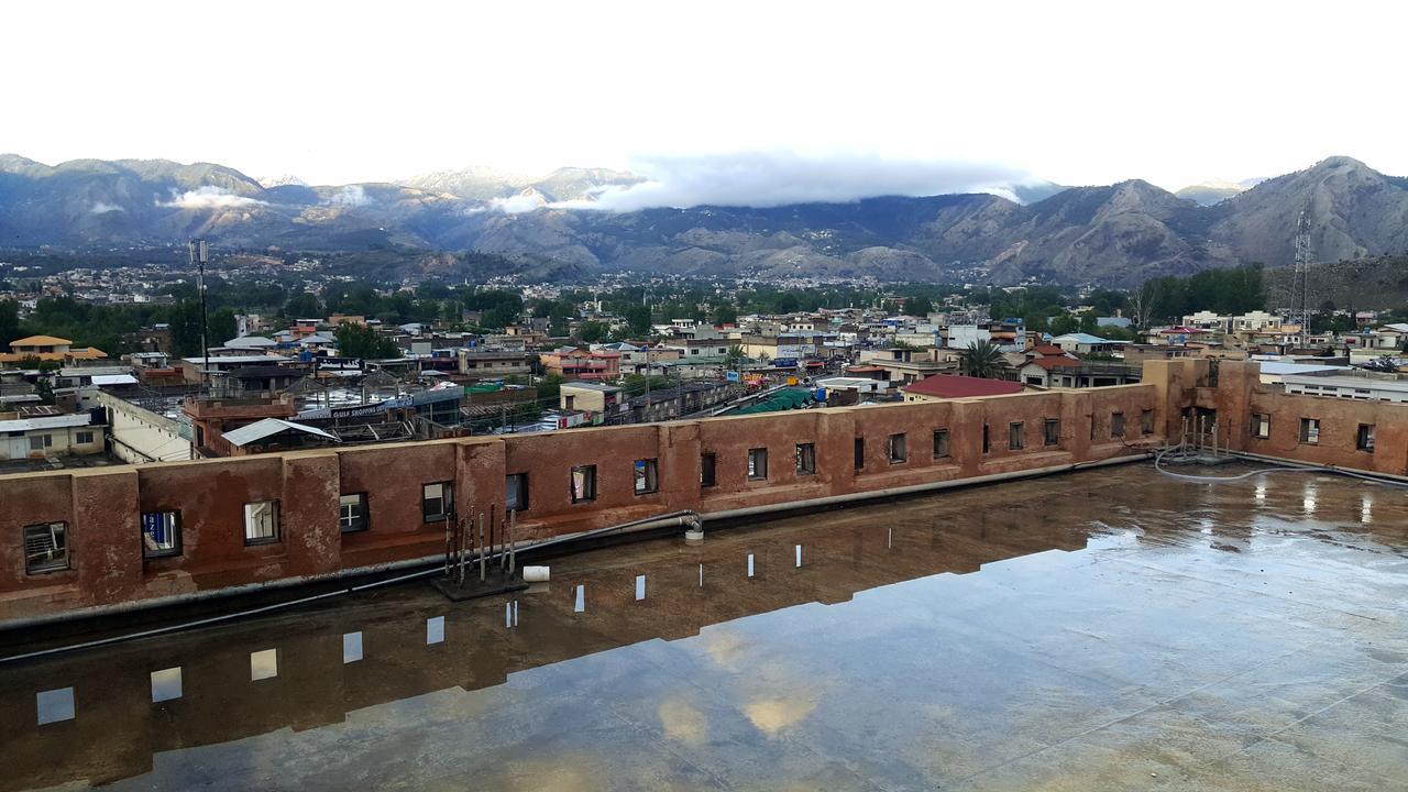 Stargaze Hotel & Apartment Abbottabad Exterior photo